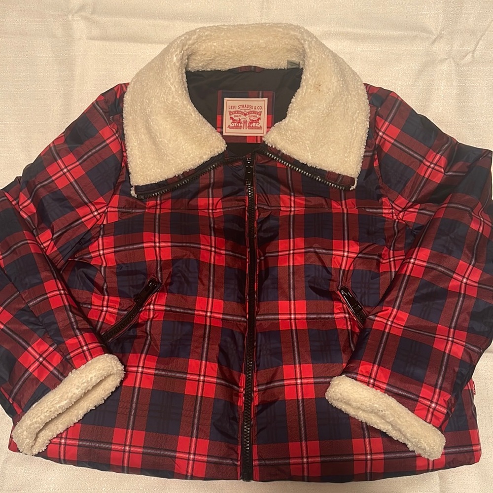 Levi’s bubble puffer jacket plaid
